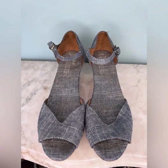 TOMs Cork & Jean Platforms - Picture 2 of 5